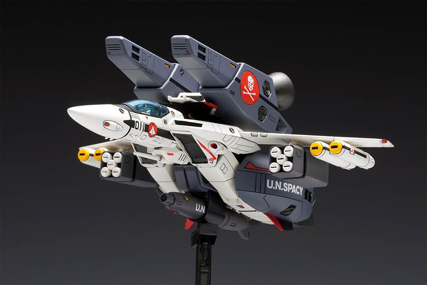 VF-1S/A スーパーバルキリー ファイター マルチプレックス プラモデル (ウェーブ 超時空要塞マクロス シリーズ No.MC-067) 商品画像_1