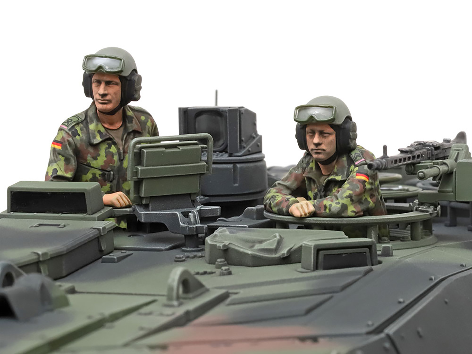 ドイツ連邦軍主力戦車 レオパルト 2 A7V プラモデル (タミヤ 1/35 ミリタリーミニチュアシリーズ No.35387) 商品画像_2