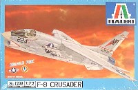 F-8E クルーセイダー